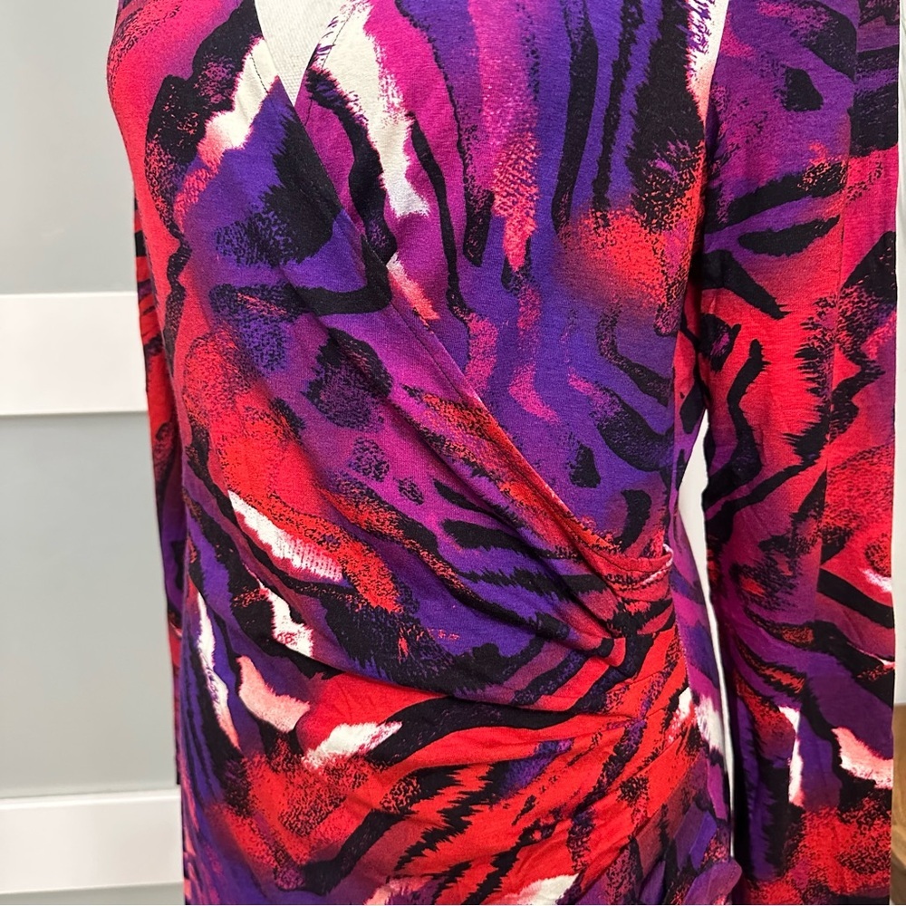 Cache Red and Purple Abstract Midi Dress - Picture 4 of 8